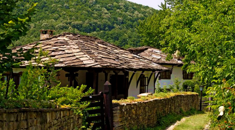 Екскурзия към Възрожденска България