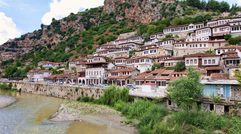 Албания - страната на орлите